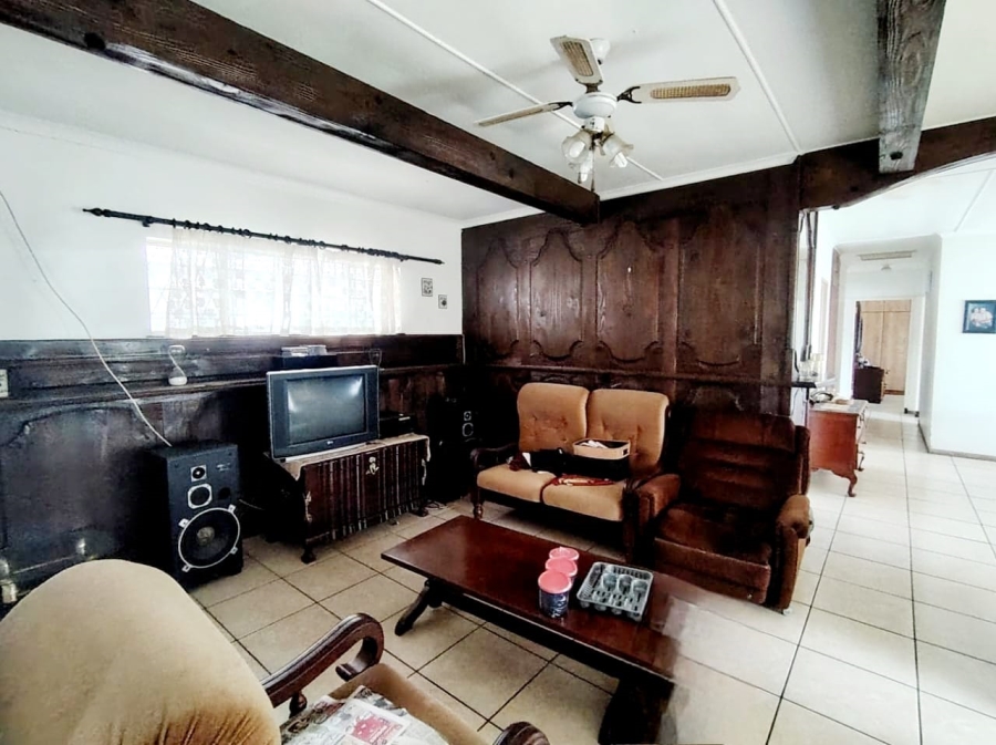 5 Bedroom Property for Sale in Amalinda Eastern Cape
